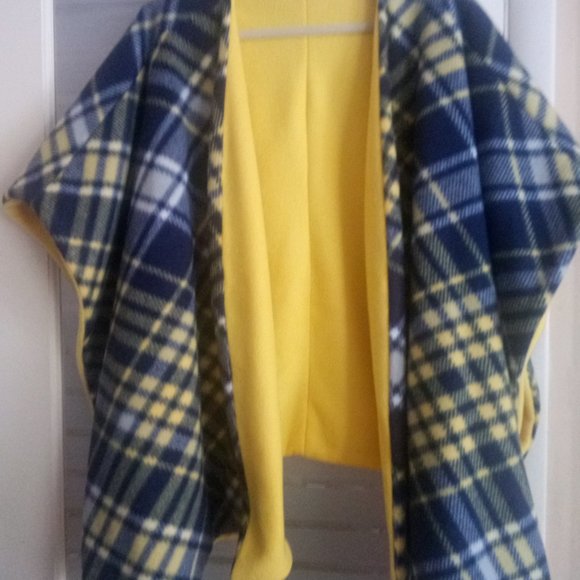 Women's Handmade, Reversible Plaid Poncho - Picture 2 of 2